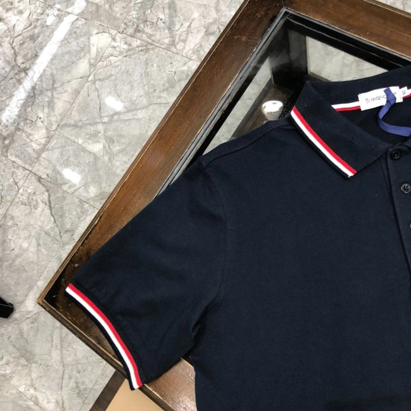 Moncler T-Shirts Timeless 143082