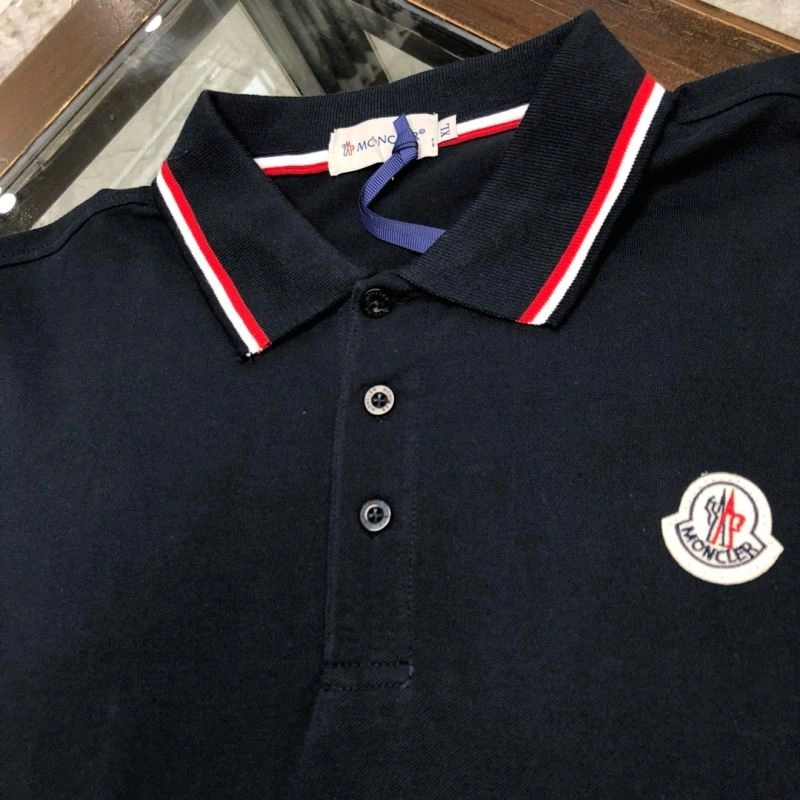 Moncler T-Shirts Timeless 143082