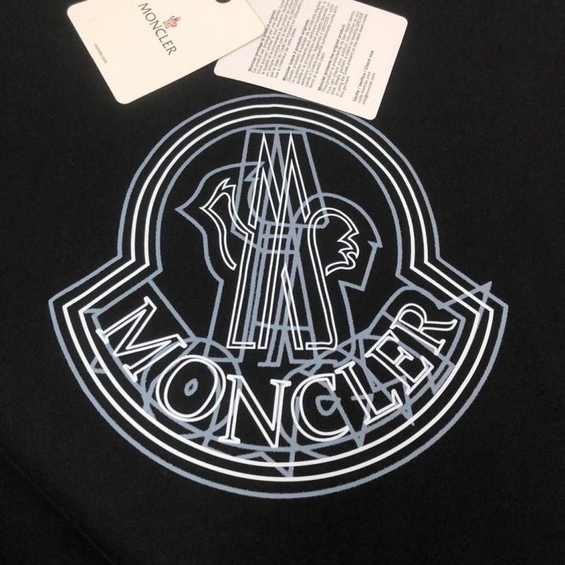 Cozy Moncler T-Shirts 143087