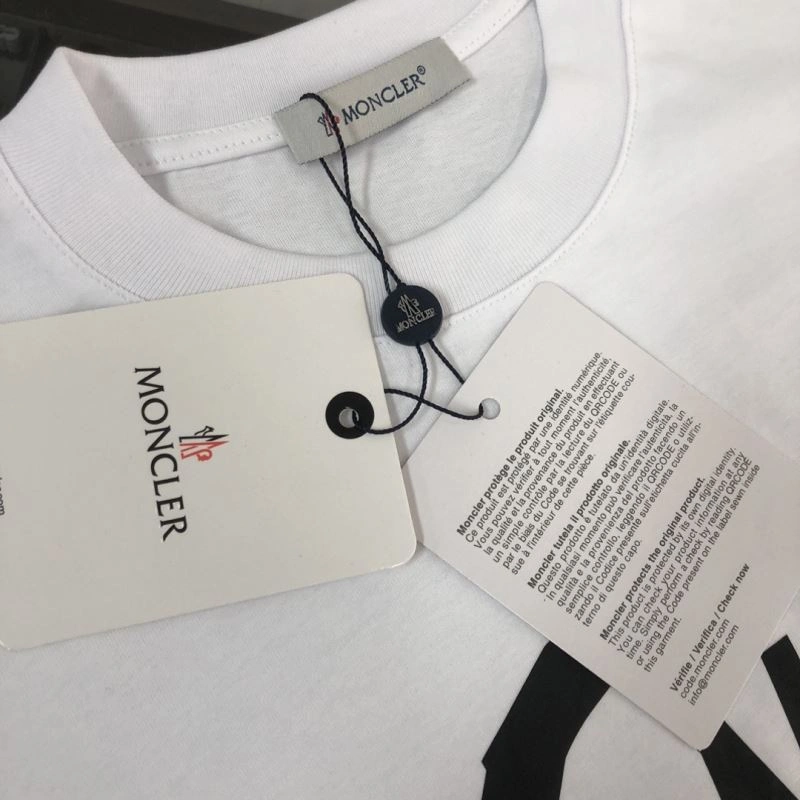 Stylish Moncler T-Shirts 143079