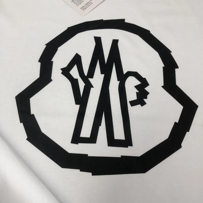 Stylish Moncler T-Shirts 143079