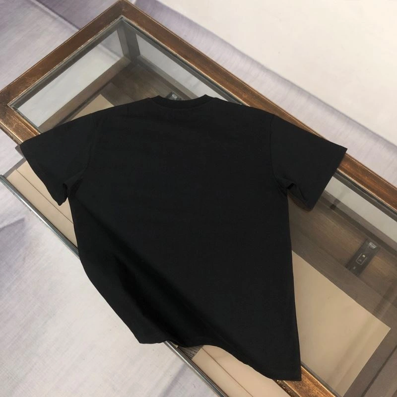 Moncler T-Shirts Vibrant 143076