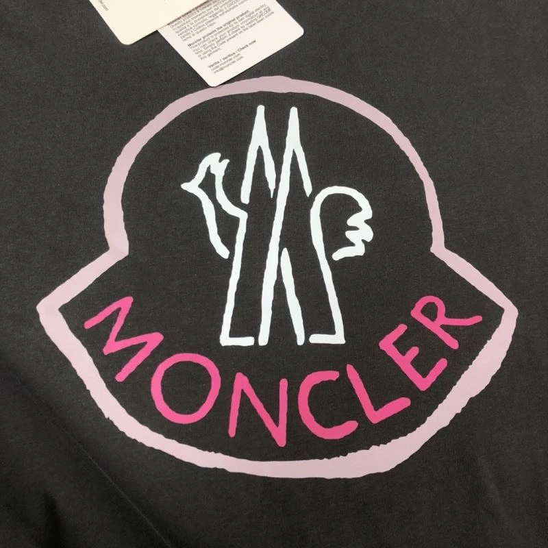 Soft Moncler T-Shirts 143074