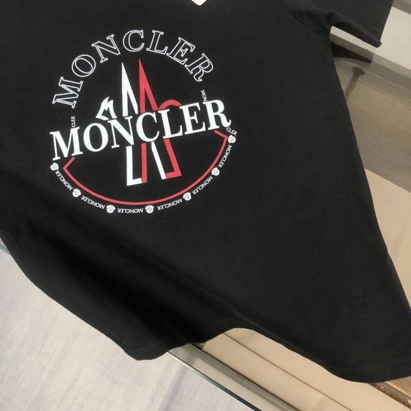 SmoothTexture Moncler T-Shirts 143083
