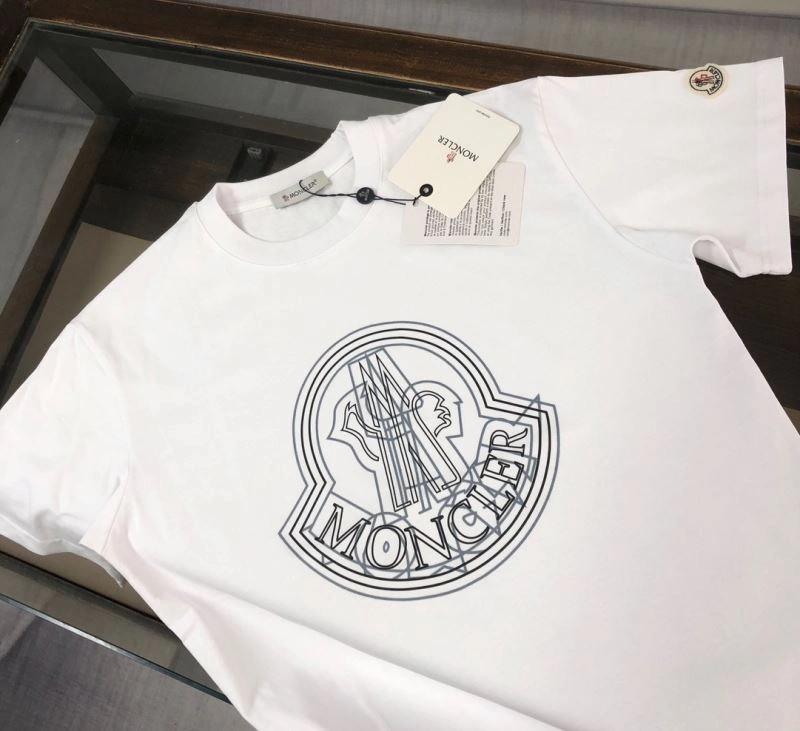 AllSeason Moncler T-Shirts 143097
