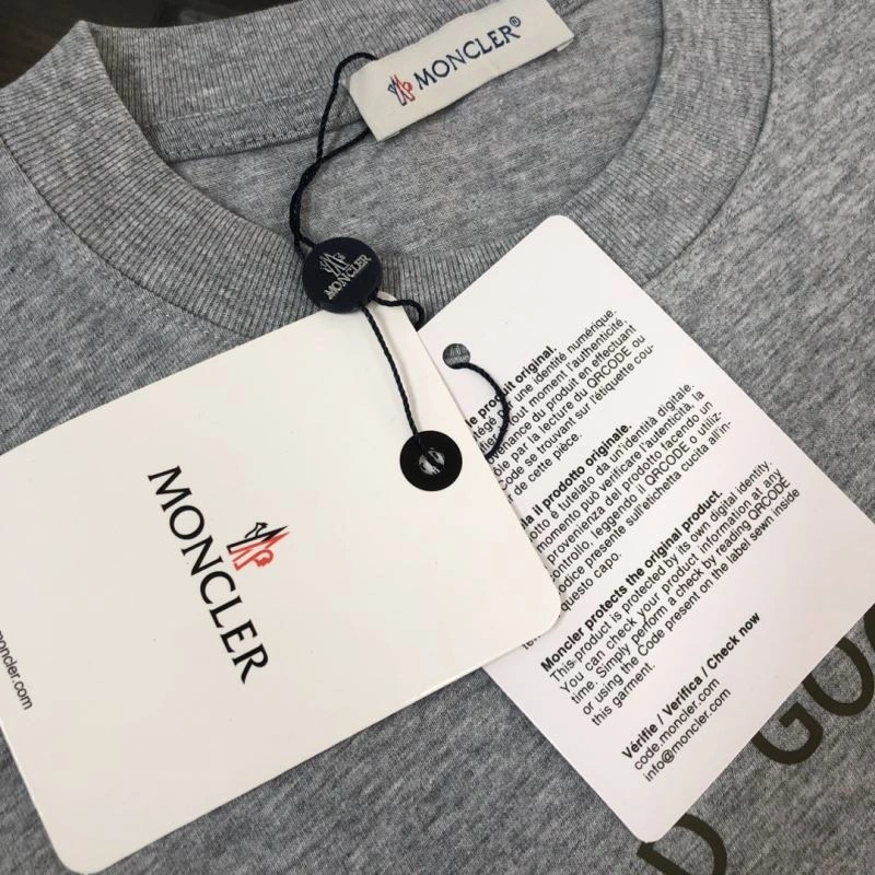 Moncler T-Shirts Efficient 143073