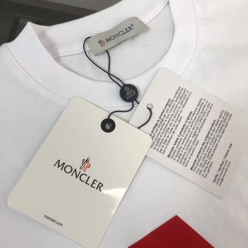 Moncler T-Shirts MultiPurpose 143067