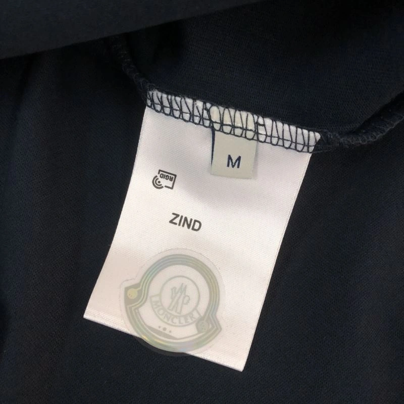 Moncler T-Shirts Packable 143062