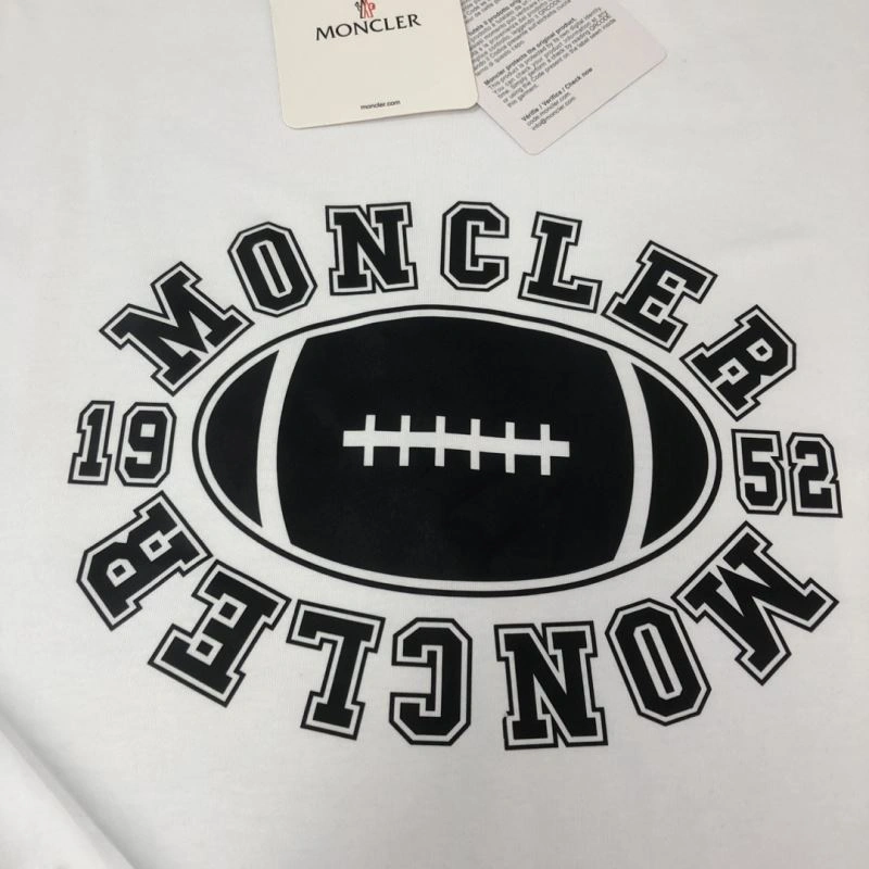 Stretchable Moncler T-Shirts 143060
