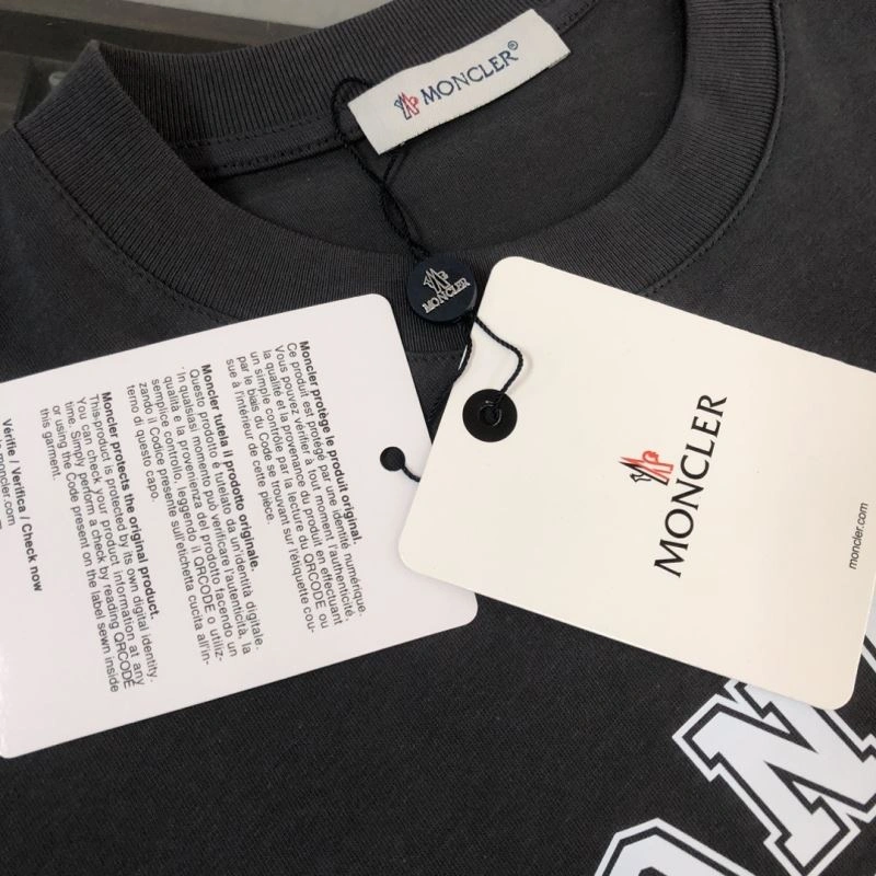 MoistureWicking Moncler T-Shirts 143058