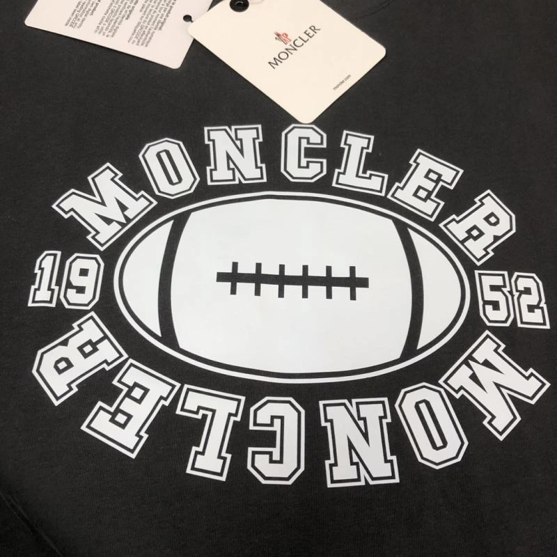 MoistureWicking Moncler T-Shirts 143058