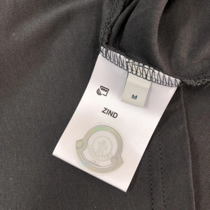 MoistureWicking Moncler T-Shirts 143058