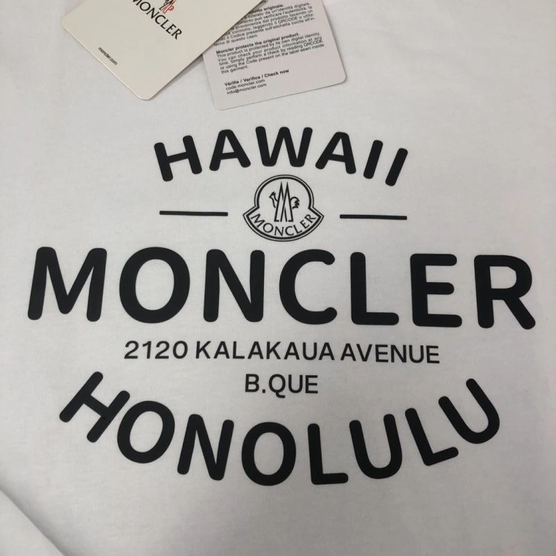 Moncler T-Shirts Stretchable 143043