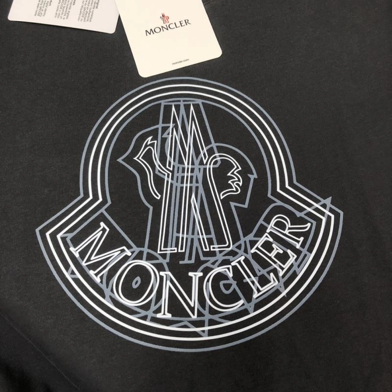 Moncler T-Shirts WrinkleFree 143046
