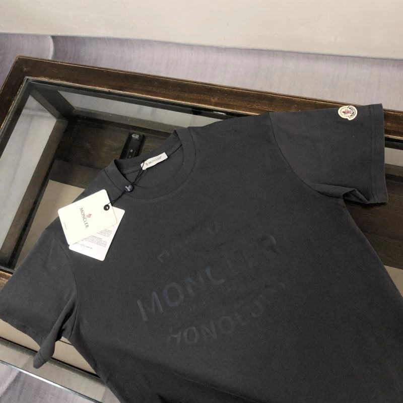 Moncler T-Shirts SmoothTexture 143054