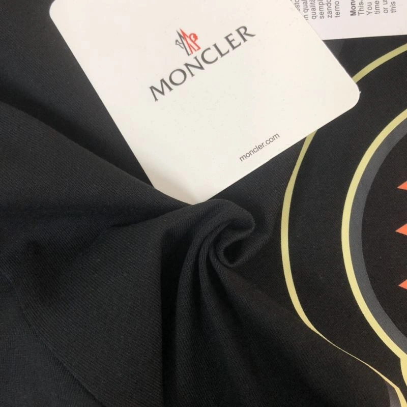Moncler T-Shirts BestValue 143050