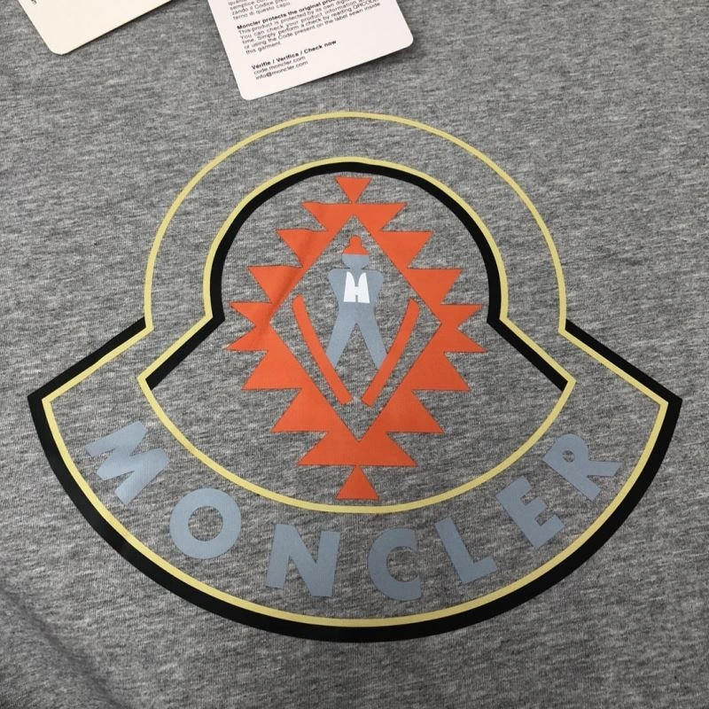 Durable Moncler T-Shirts 143049