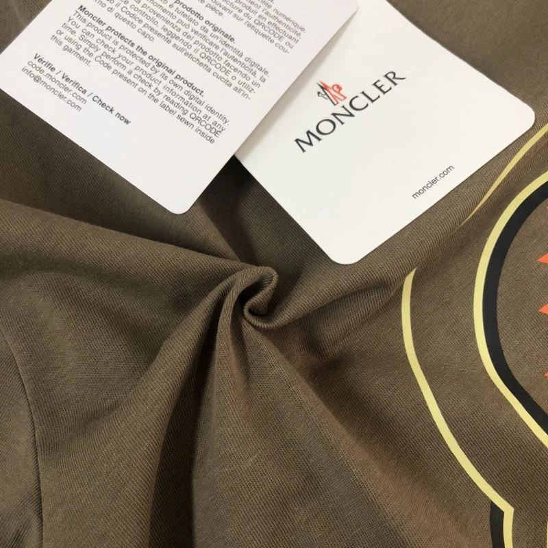 Moncler T-Shirts Lightweight 143051