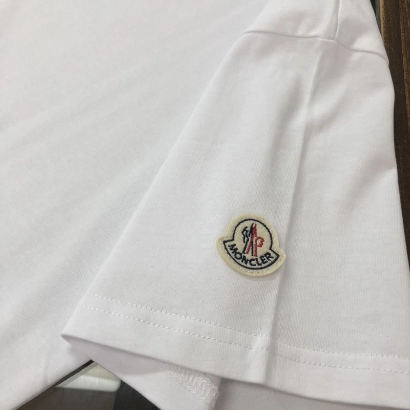Attractive Moncler T-Shirts 143045