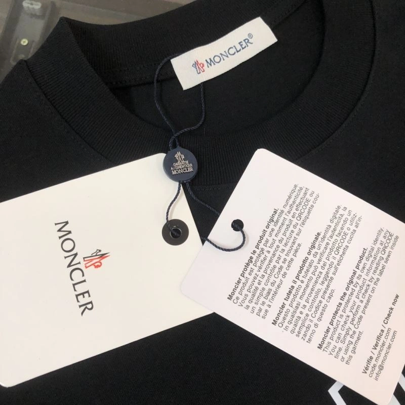 WeatherProof Moncler T-Shirts 143044