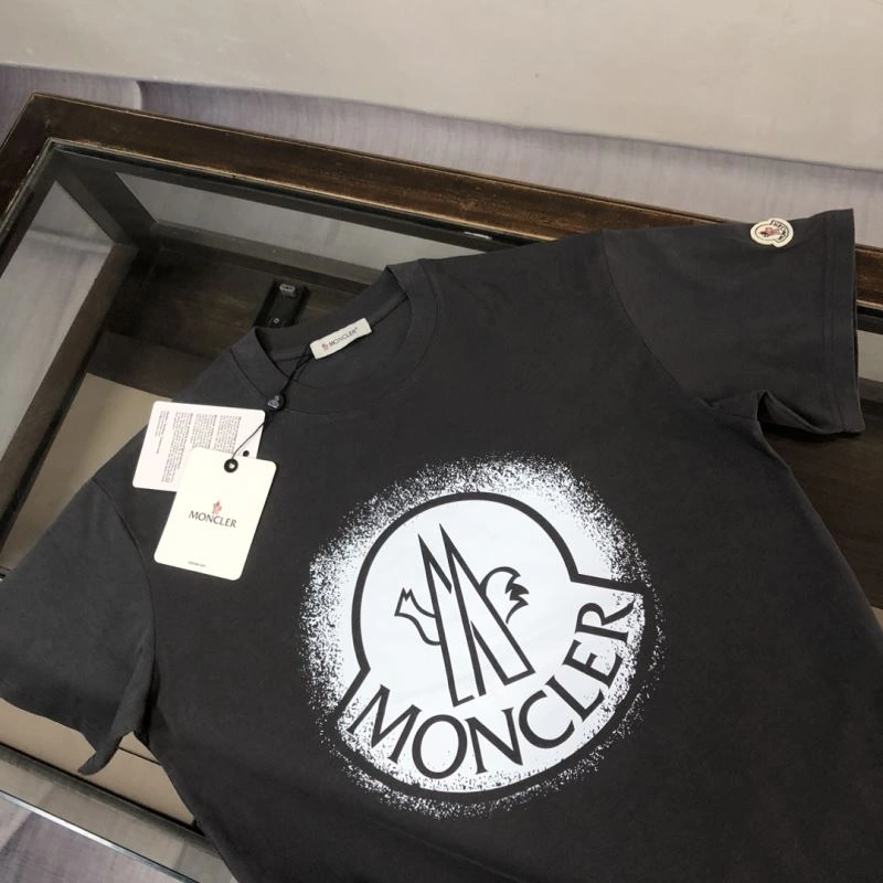 Popular Moncler T-Shirts 143033