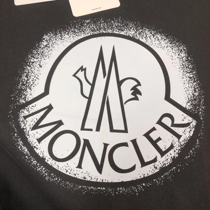 Popular Moncler T-Shirts 143033