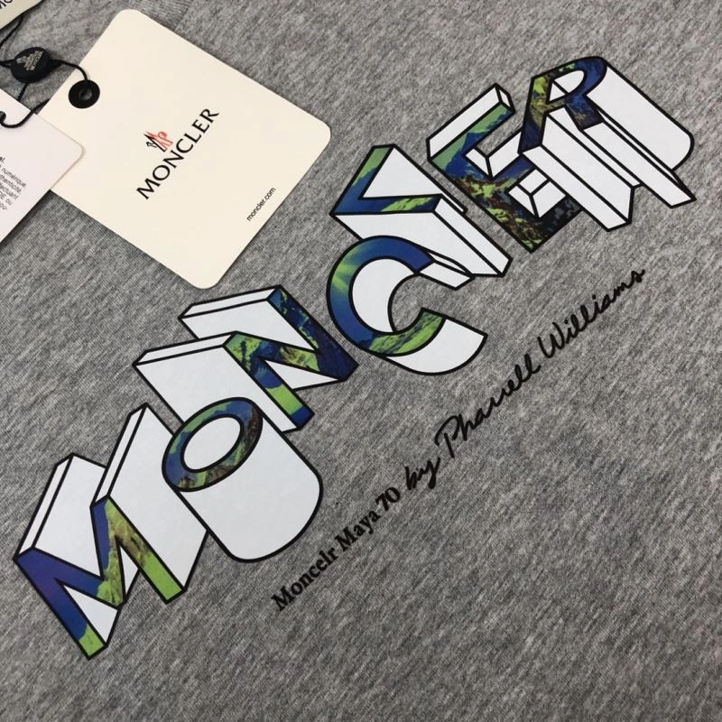 Versatile Moncler T-Shirts 143023