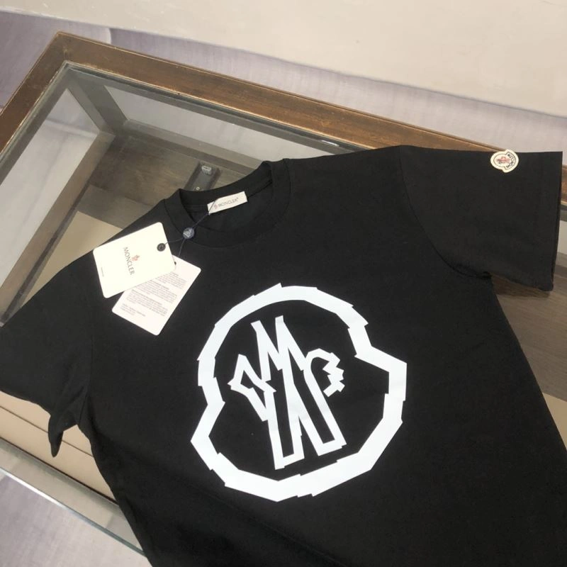 Moncler T-Shirts Bright 143017