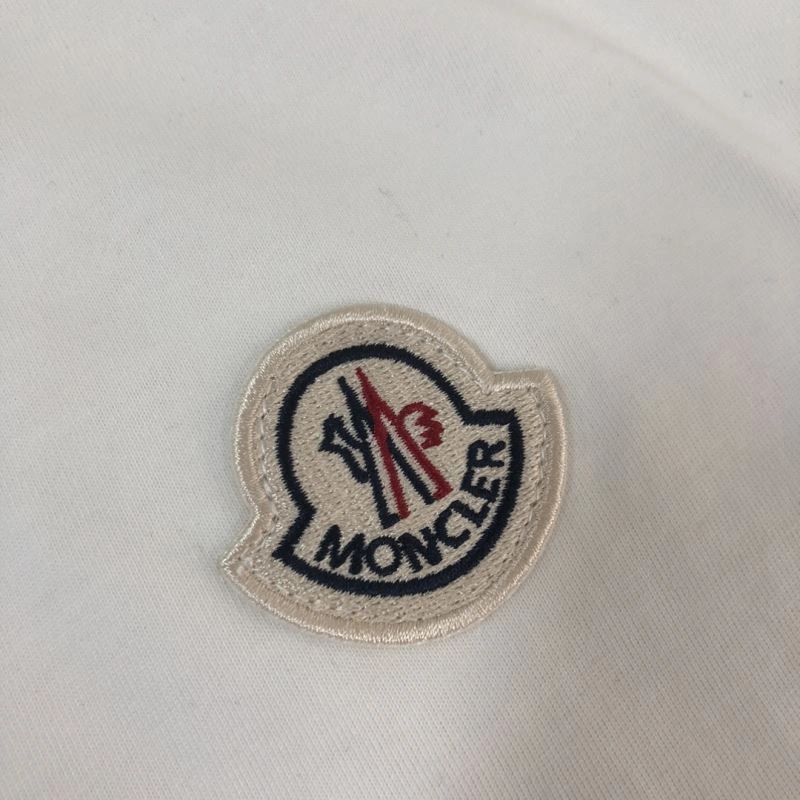 Popular Moncler T-Shirts 142990