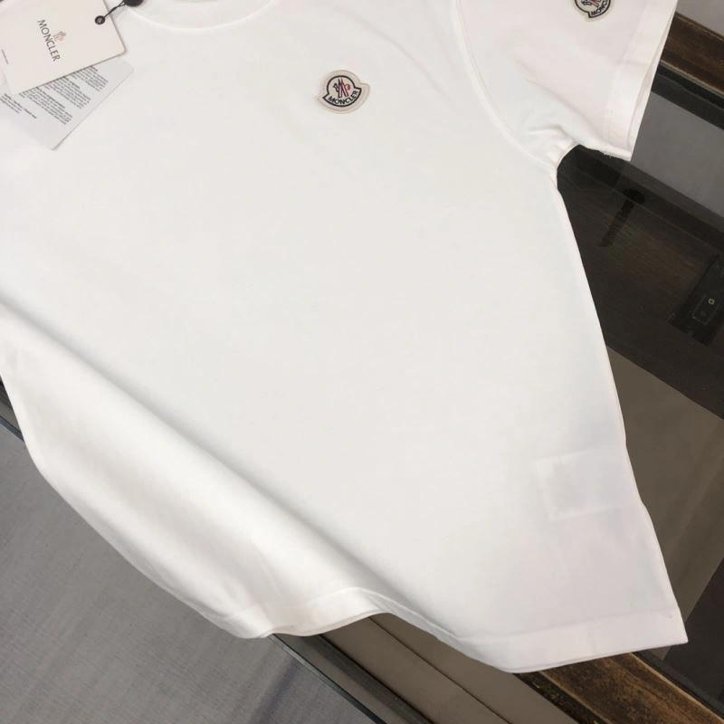 Popular Moncler T-Shirts 142990