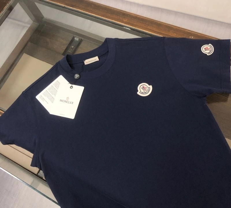 Moncler T-Shirts Efficient 143003