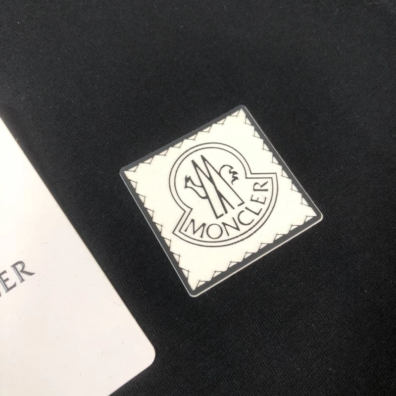 Moncler T-Shirts Durable 143015