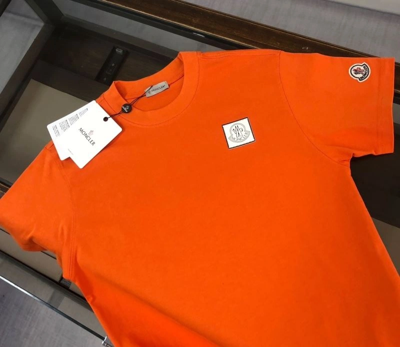Chic Moncler T-Shirts 142991
