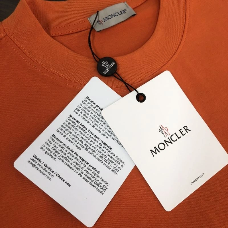 Chic Moncler T-Shirts 142991