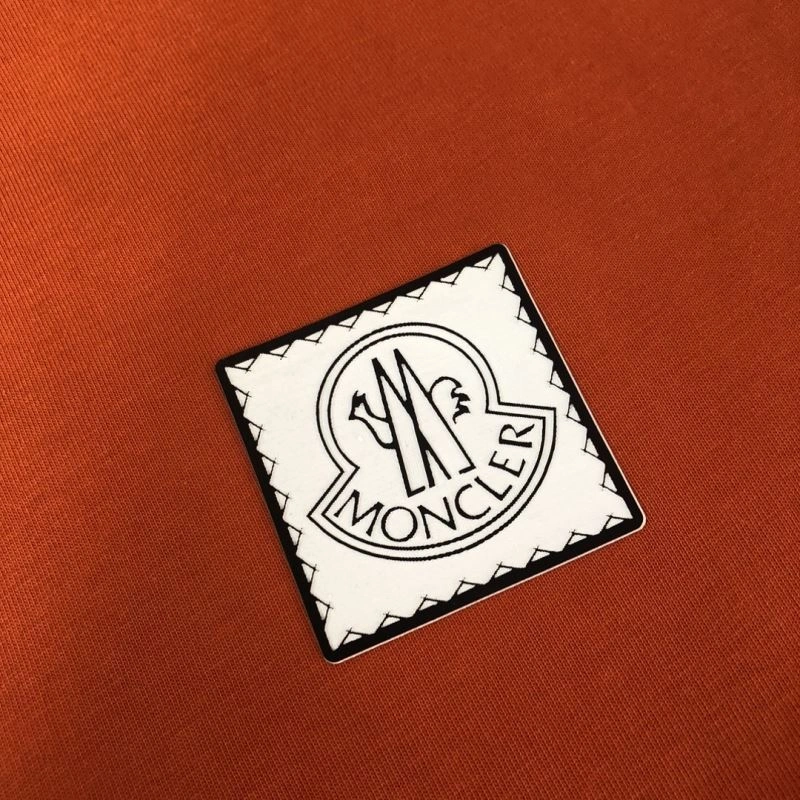 Chic Moncler T-Shirts 142991
