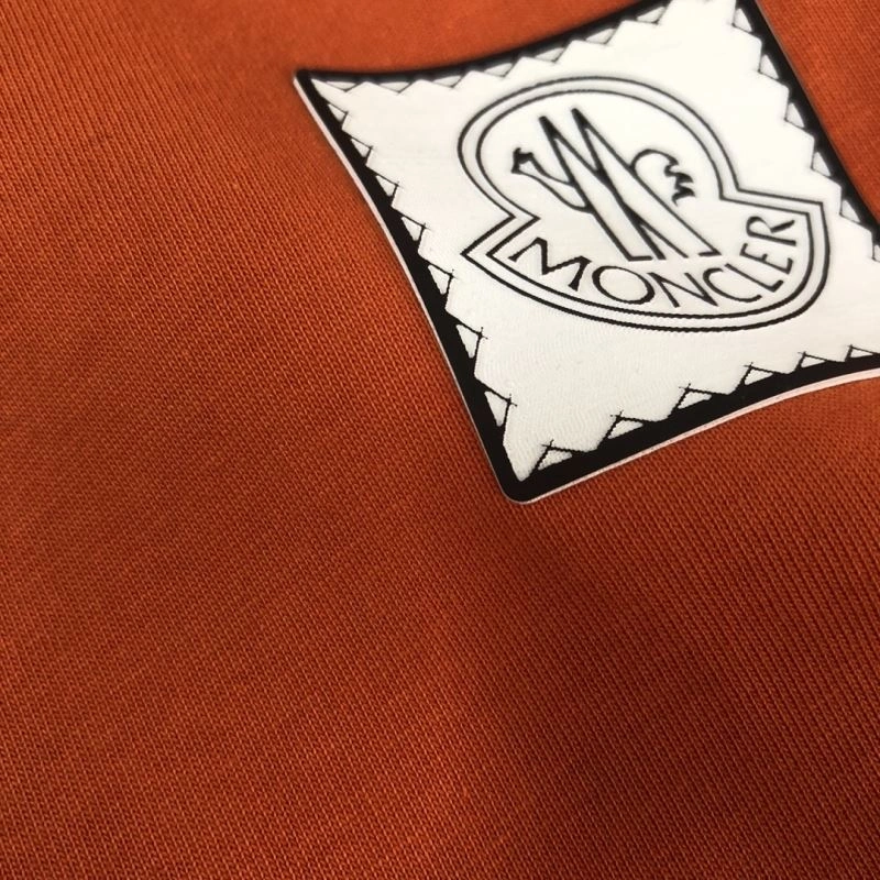 Chic Moncler T-Shirts 142991