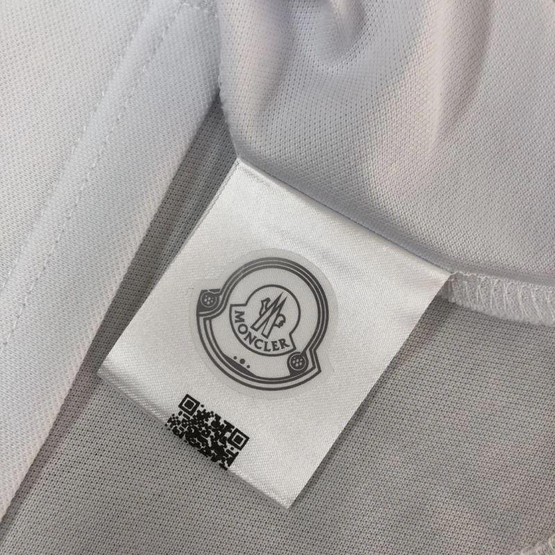 Soft Moncler T-Shirts 143010
