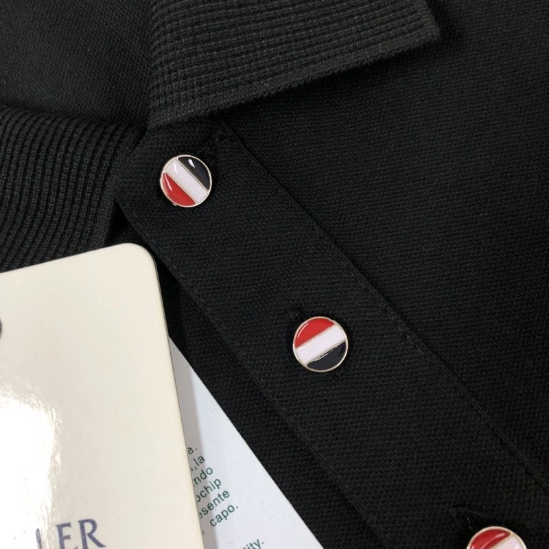 Upgraded Moncler T-Shirts 143002