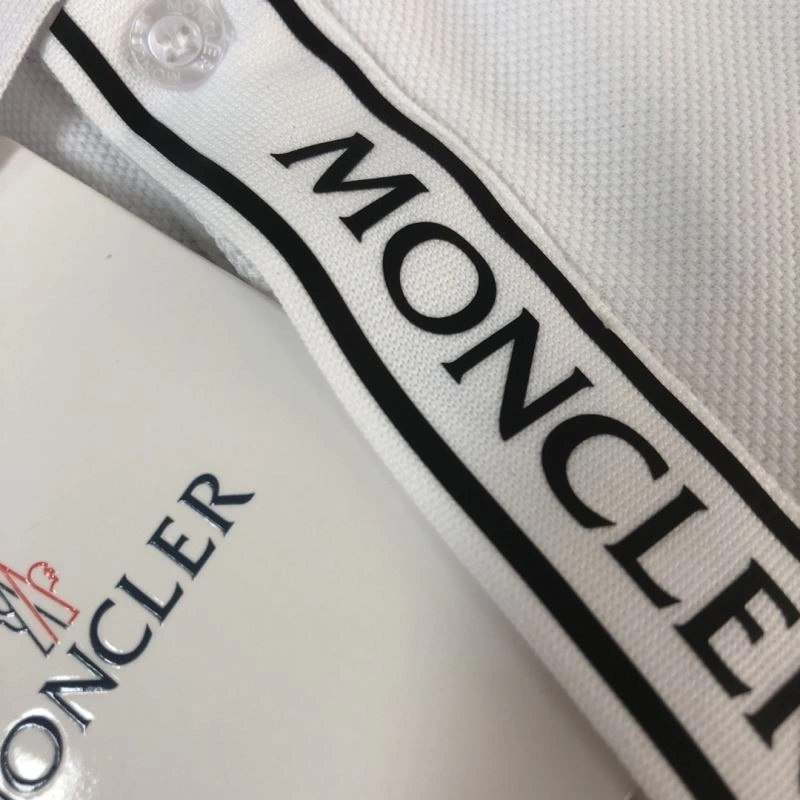 Moncler T-Shirts BestValue 142984