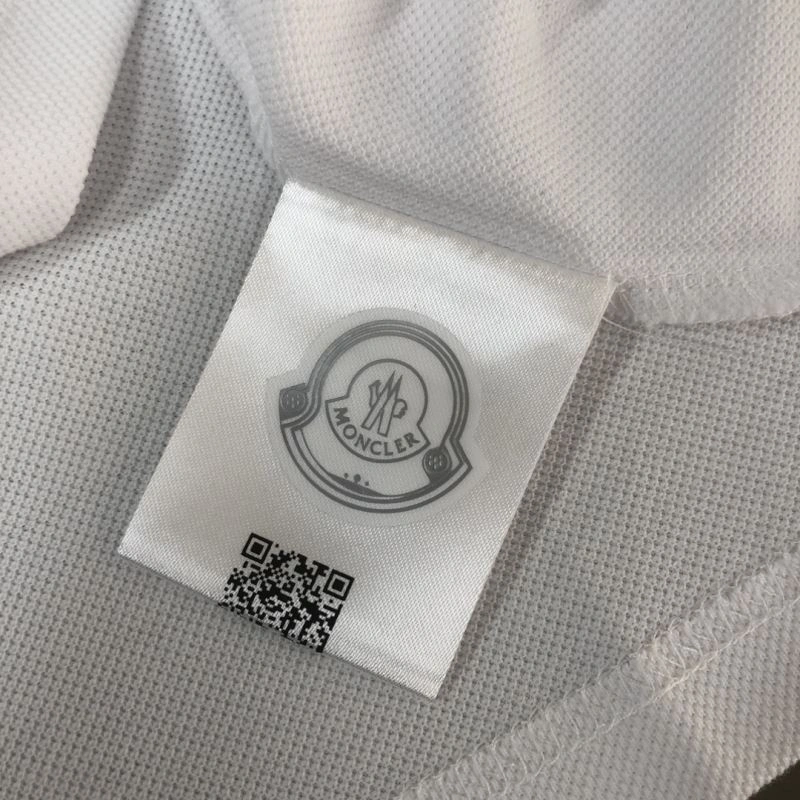 Moncler T-Shirts BestValue 142984