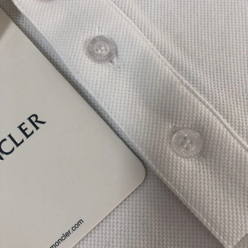 Moncler T-Shirts Lightweight 142982