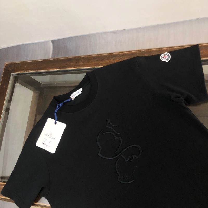 Timeless Moncler T-Shirts 142971