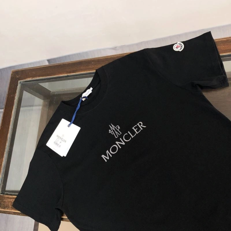 GoodFit Moncler T-Shirts 142972