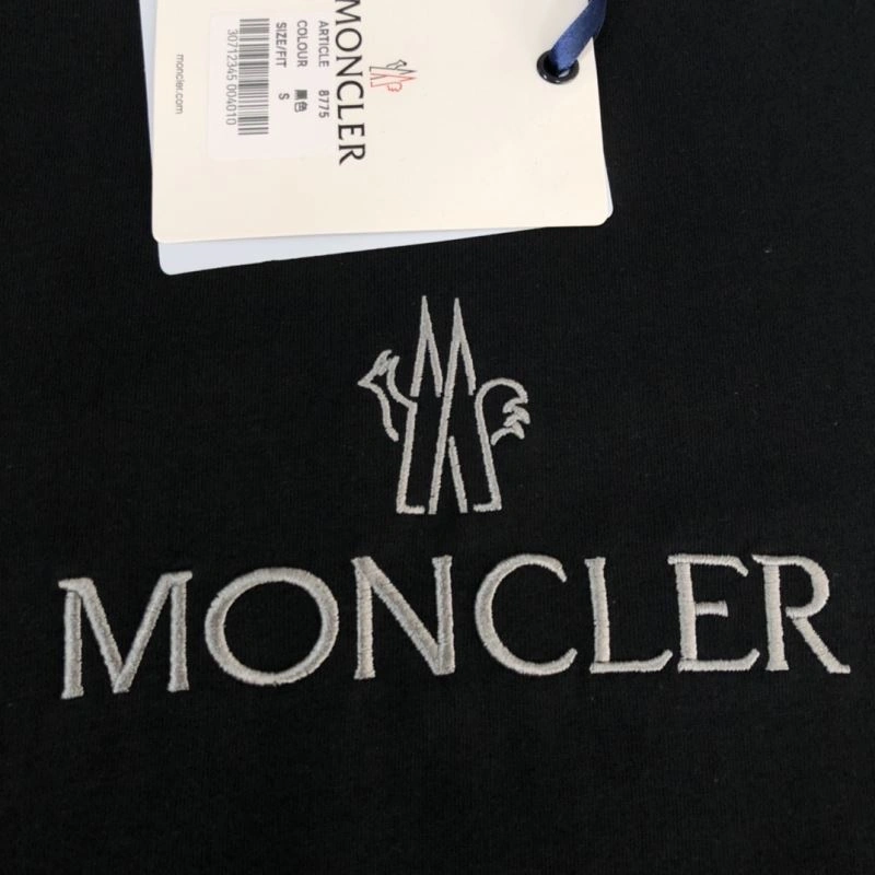 GoodFit Moncler T-Shirts 142972