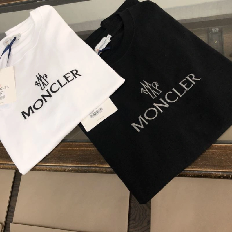 Moncler T-Shirts Seasonal 142956