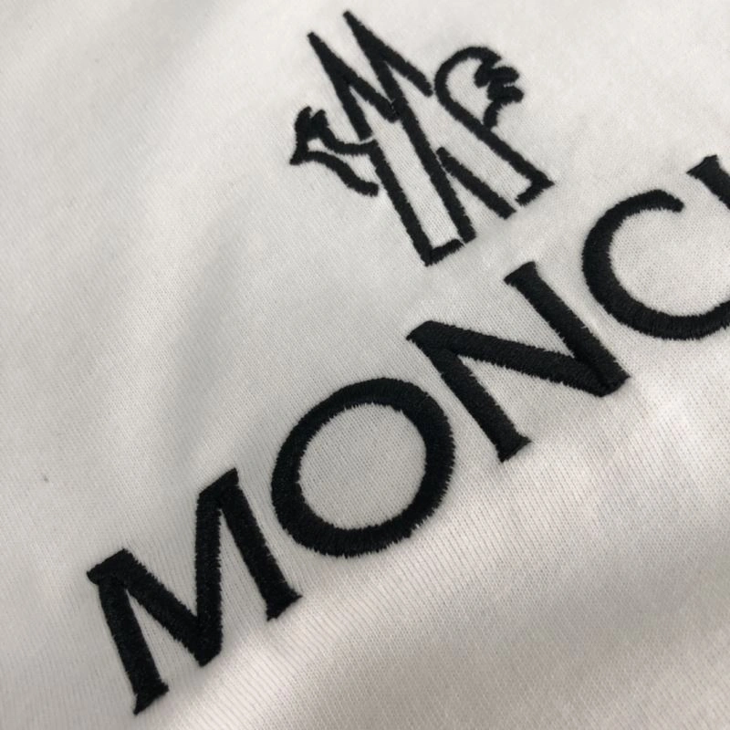Moncler T-Shirts Seasonal 142956
