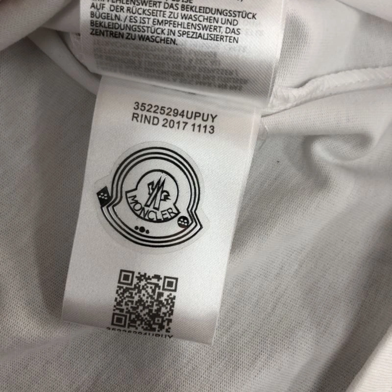 Moncler T-Shirts Seasonal 142956