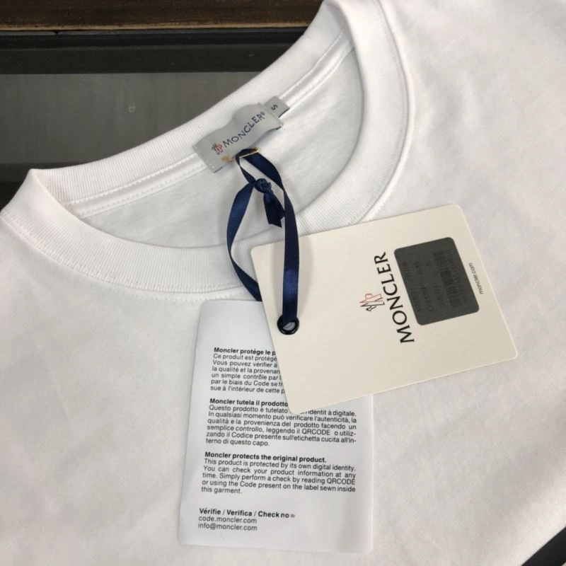 TravelReady Moncler T-Shirts 142963