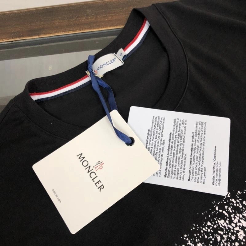 Moncler T-Shirts Contemporary 142947