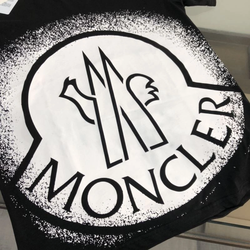 Moncler T-Shirts Contemporary 142947